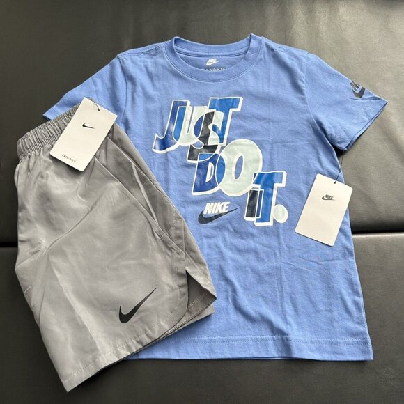 NWT Nike Athletic Set Boys Size 7 - Picture 1 of 3
